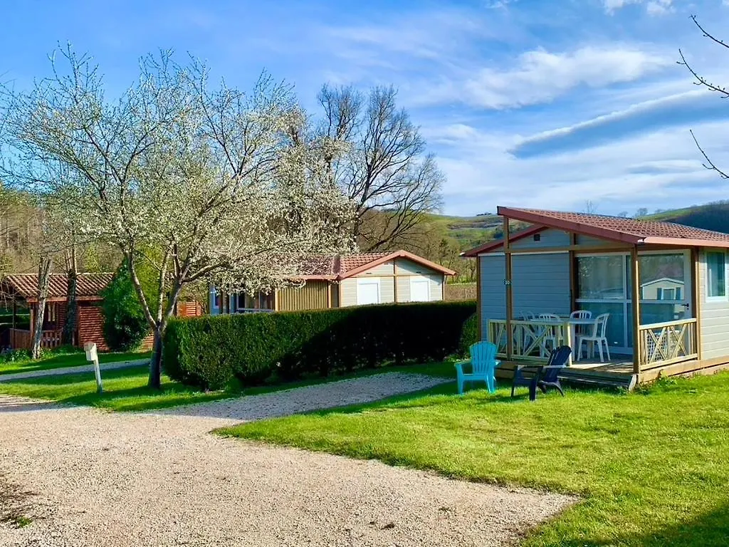 Camping Familial Paisible Avec Piscine, Mobil Home , Chalet, Studio & Emplacement Nue Casties-Labrande